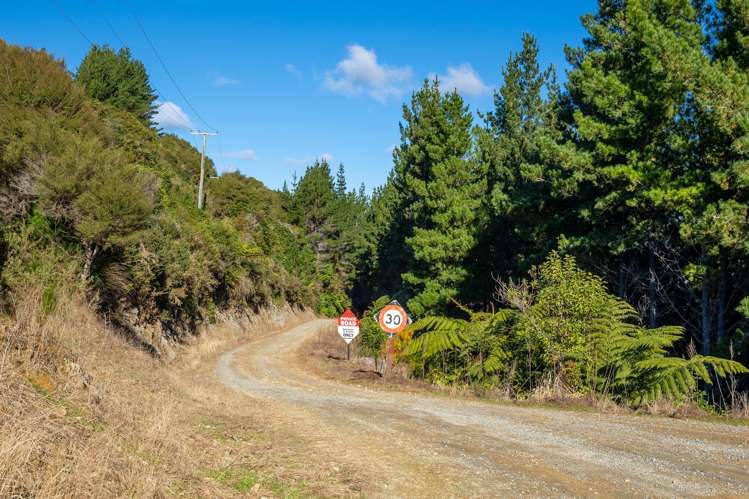 958 Bill Bryants Road Marlborough Sounds_42