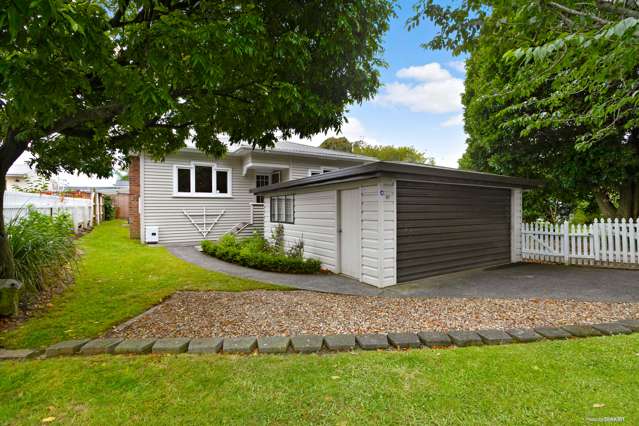 27 Stewart Road Mount Albert_2