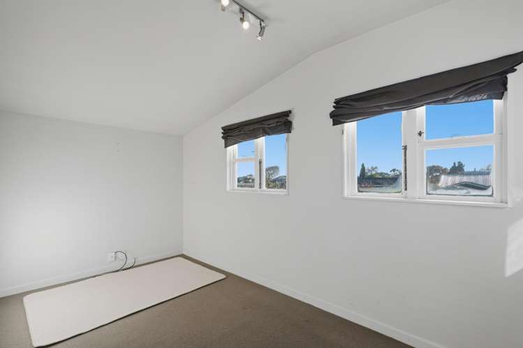 141 Catherine Street Windsor_11