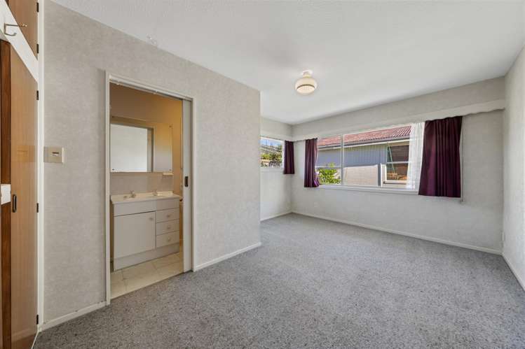 144 Warren Crescent Hillmorton_12