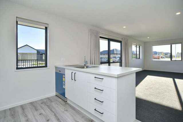 2 Antill Street Woodend_2