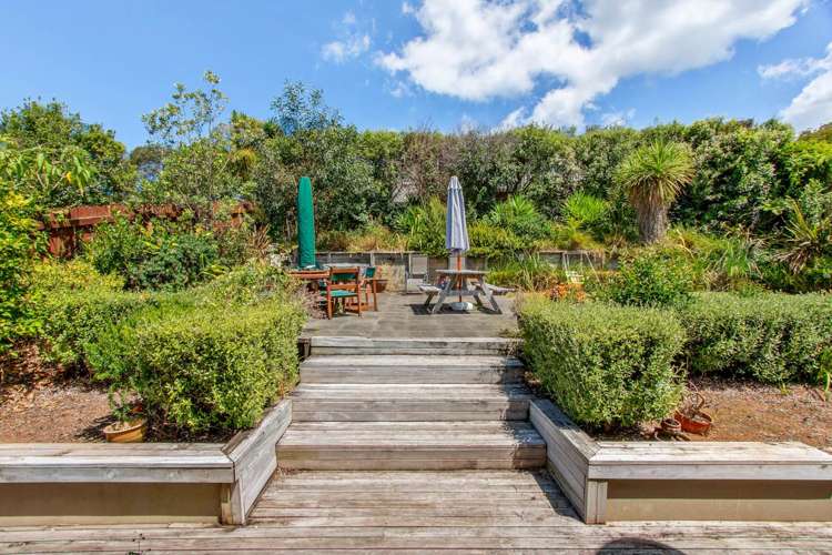 50 Lemnos Place Titirangi_12