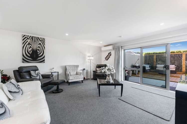 102/252 Centreway Road Orewa_4