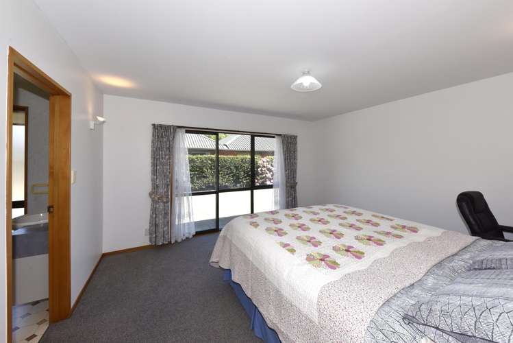 4 Harlech Mews Avonhead_7