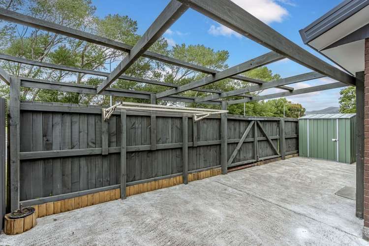 2/11 Hersham Place Bromley_11