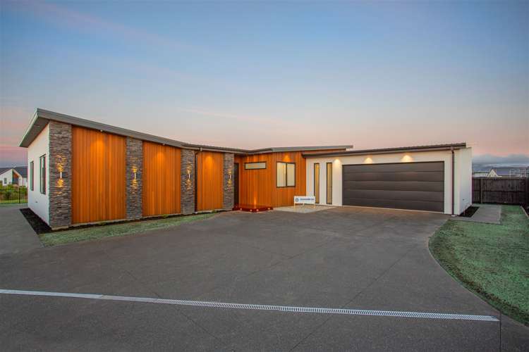 66 Kaitorete Drive_0