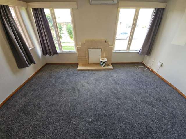 17 Sutton Crescent 10938_4