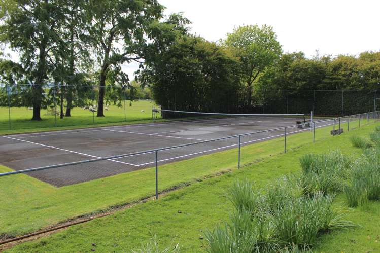 282 Mckenzie Road Browns_24