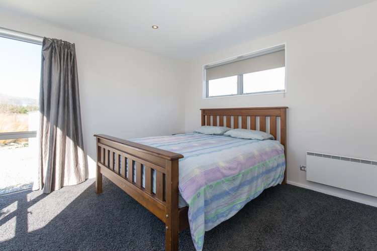 16 Bell Street Lake Hawea_13