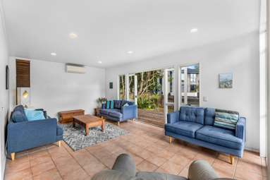 54A Comins Crescent_2