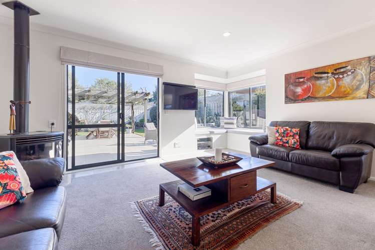 42 Campion Road Waikanae Beach_9