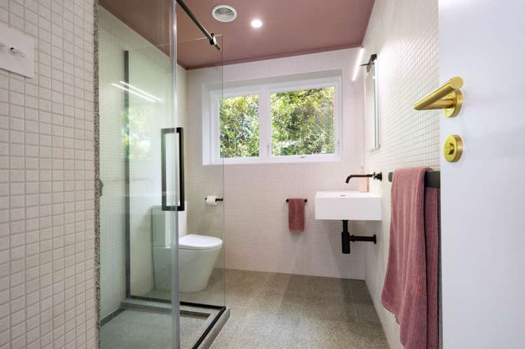 82 Atkinson Road Titirangi_21