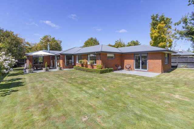 21 Riverwood Boulevard Redwood_4
