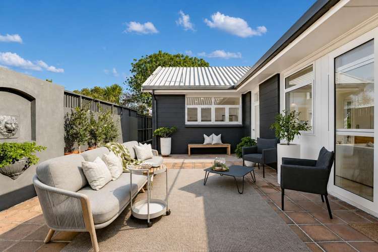 19A Saltburn Road Milford_12