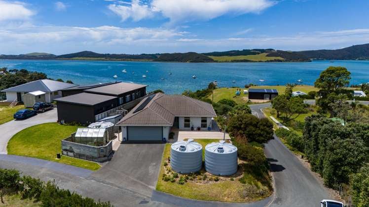 8 Harrys Lane Pukenui_37