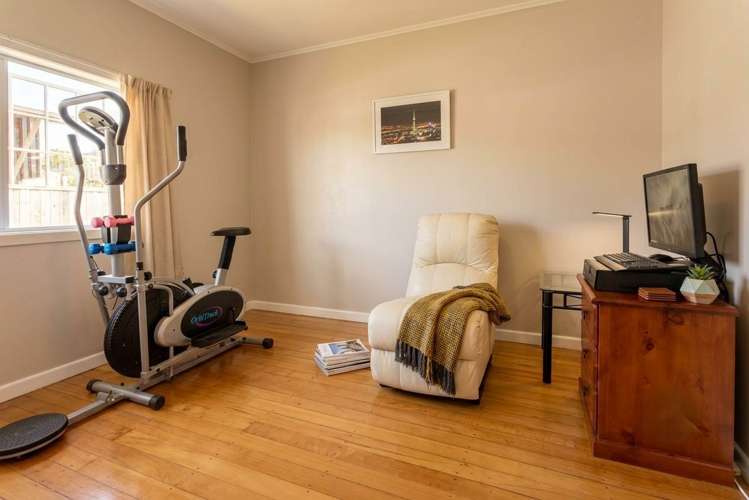 482A Hillsborough Road Mt Roskill_5