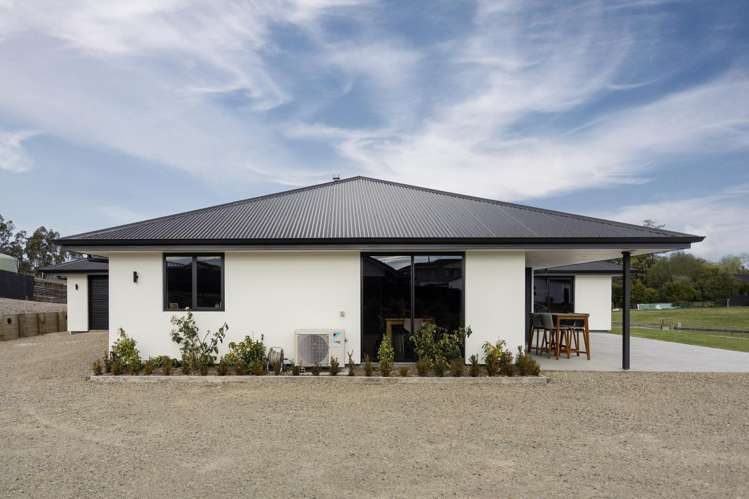 12 Whitehaven Street Weston_31