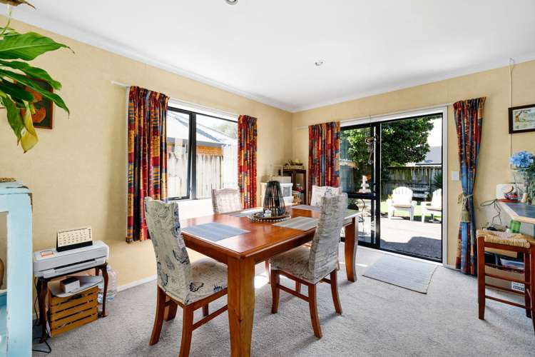 10 Mckenzie Place Rototuna North_11