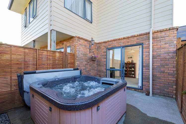 5 Athol Place Algies Bay_14