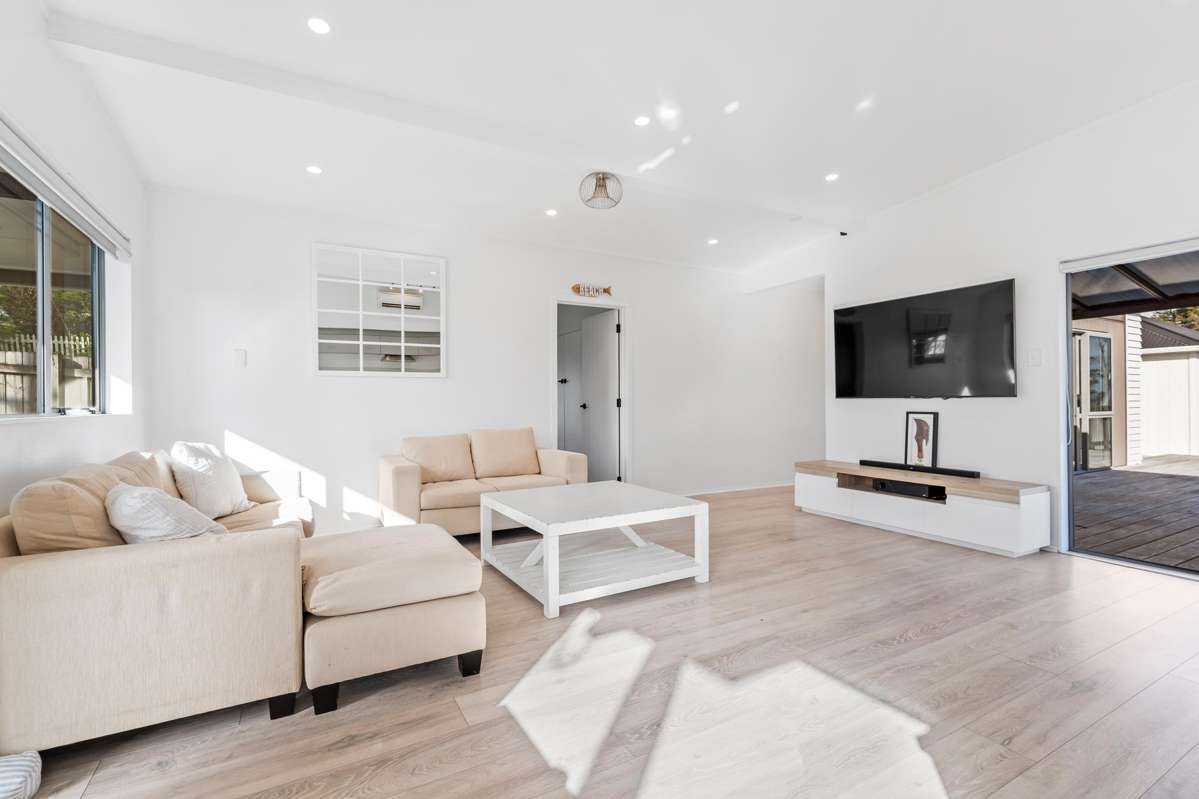 7 Vipond Road_5