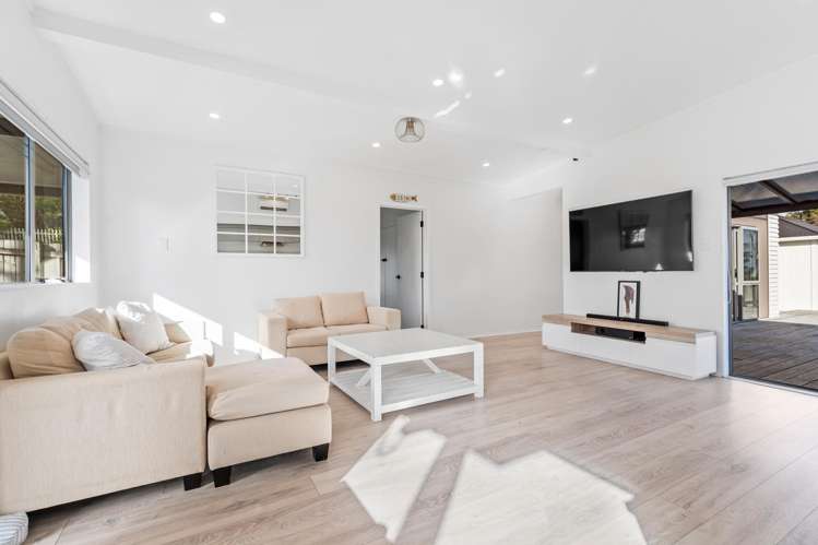 7 Vipond Road Stanmore Bay_9