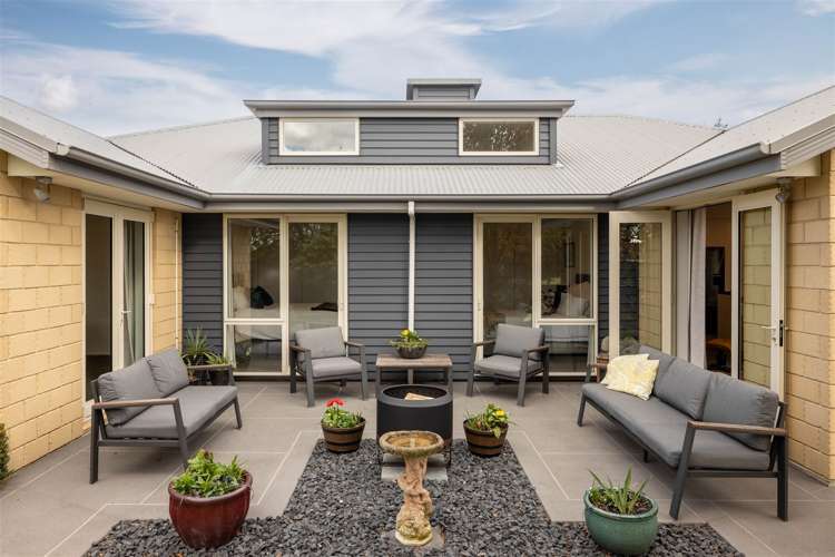 36 Mcmahon Drive Aidanfield_22