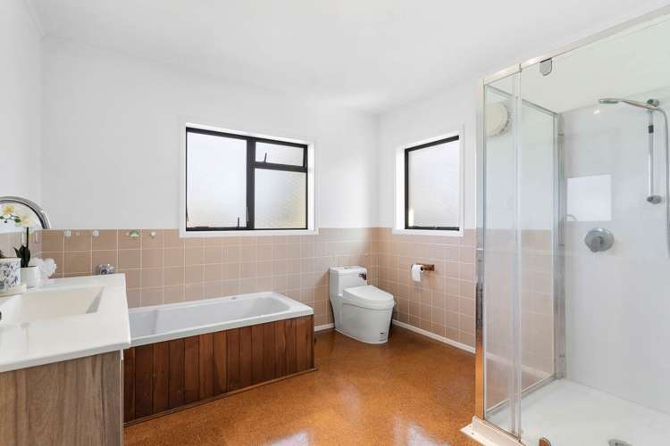 45 Bradbury Road Botany Downs_21