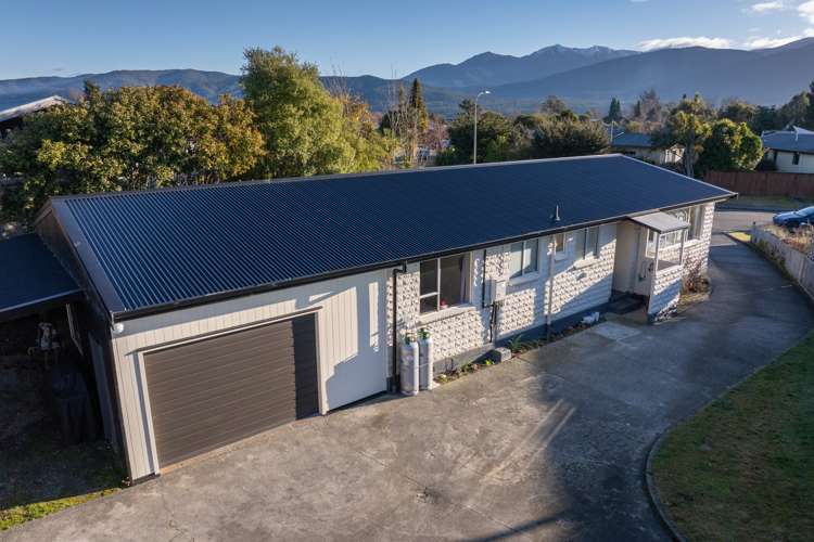 11 Henry Street Te Anau_12