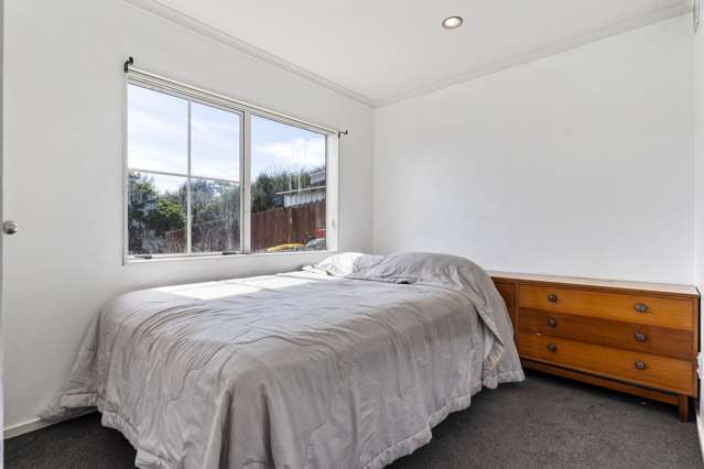 8 Dapple Place Flat Bush_3