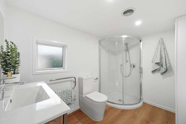 1/4 Firth Road Torbay_12
