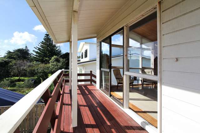 20 Field Way Waikanae Beach_4