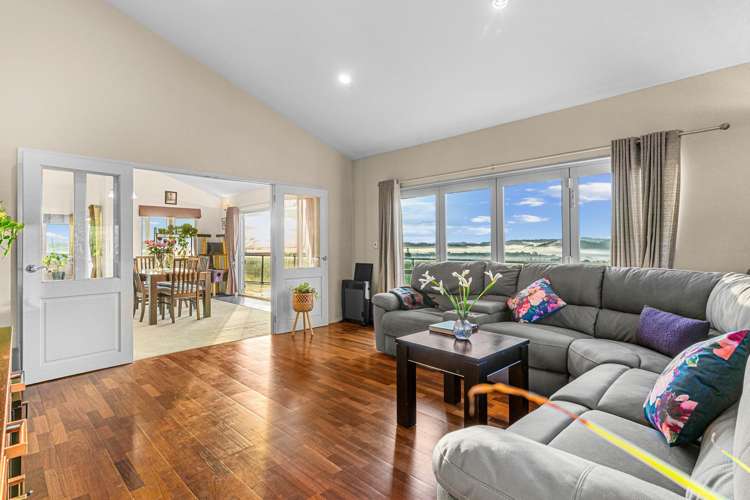 16 Louisa Lane Te Kamo_11