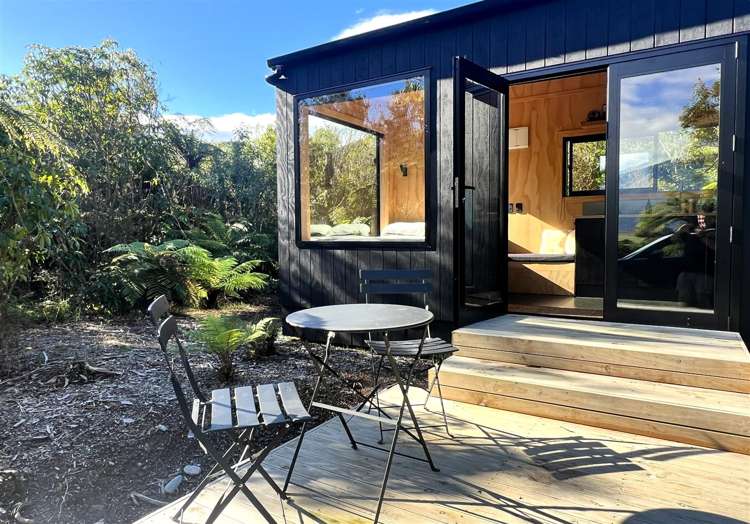 Bell Hill Road Moana_18