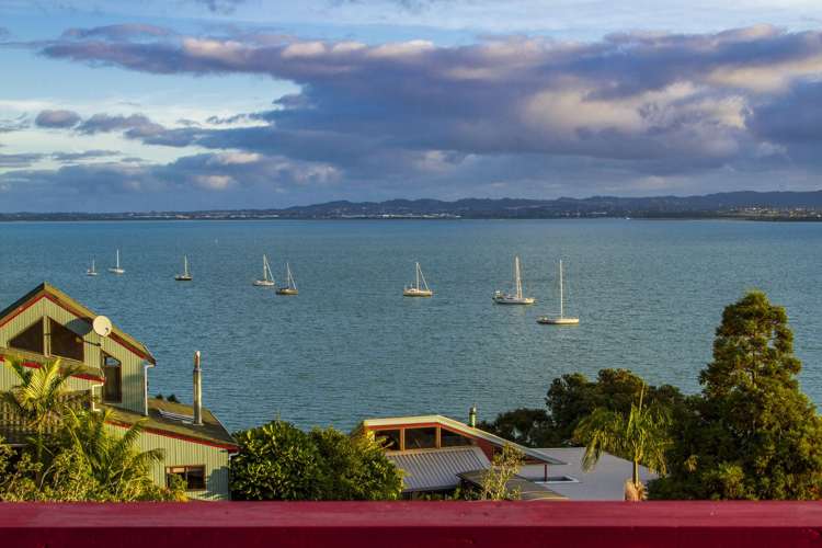 81 Rosecamp Road Beach Haven_25