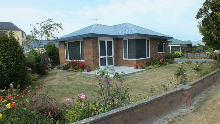 82 Pages Road Allenton_16