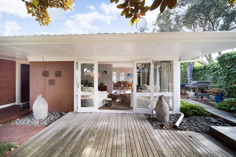 46 Meadway Sunnyhills_17