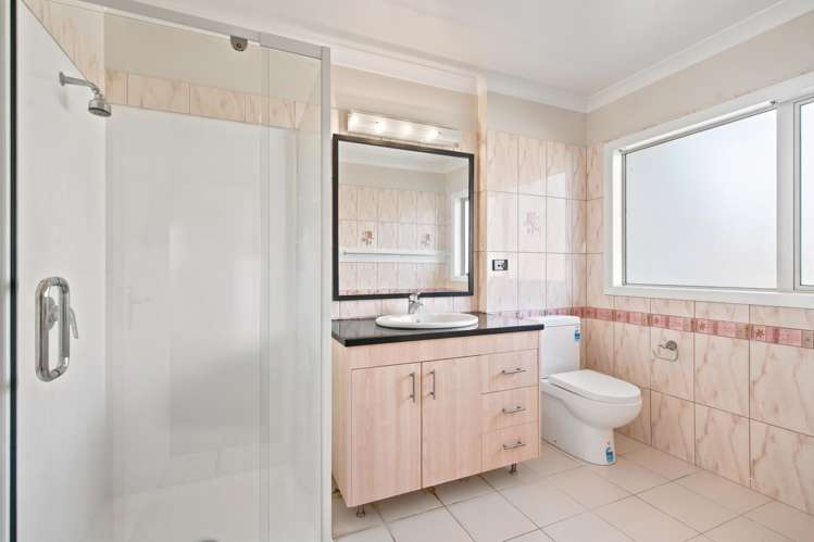 1 Stafford Rise Owhata_10
