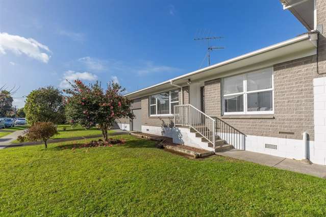 2/771 Beach Road Browns Bay_2