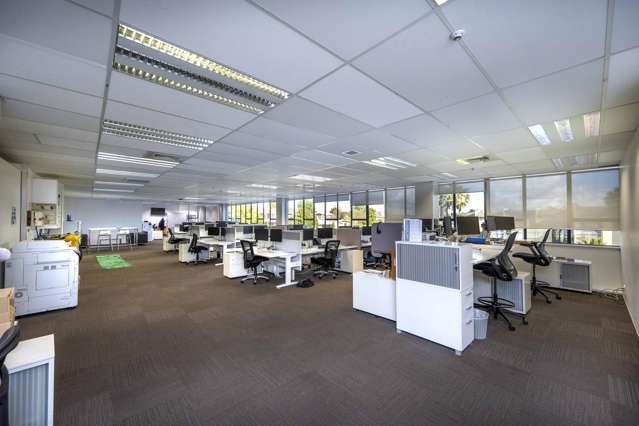 29 Northcroft Street Takapuna_3