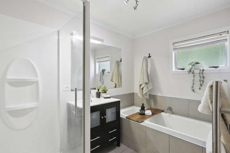 69 Takahe Road Titirangi_14