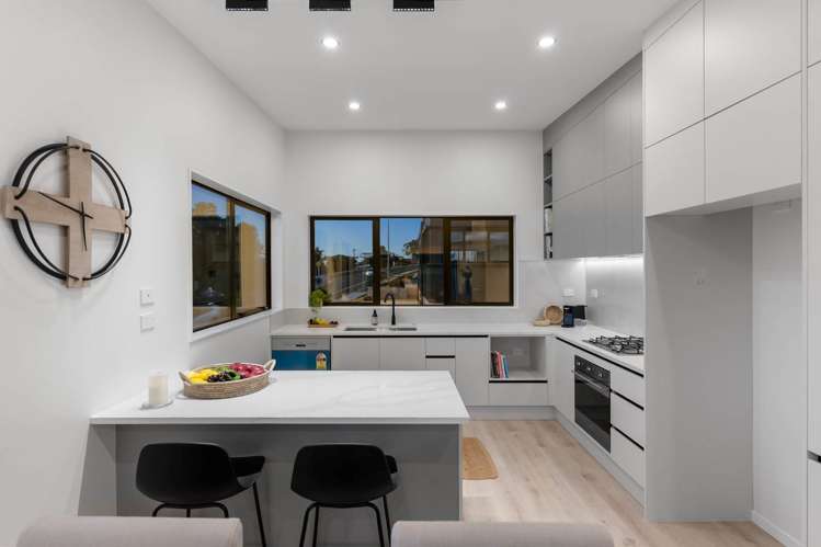 937E Whangaparaoa Road Manly_2