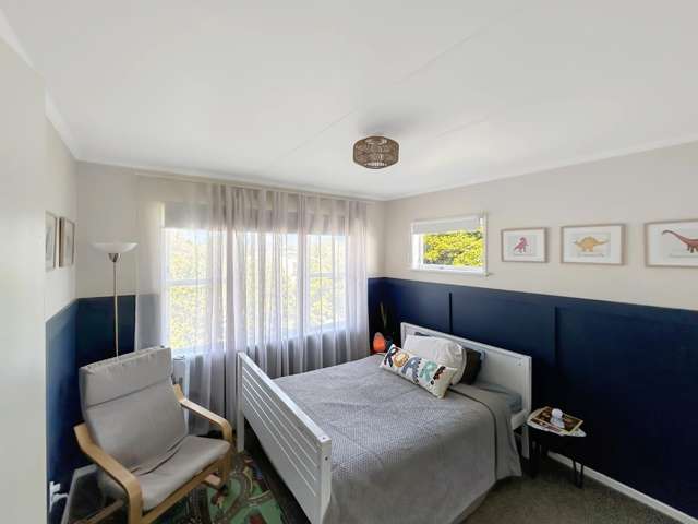 9 Leslie Avenue 10922_4