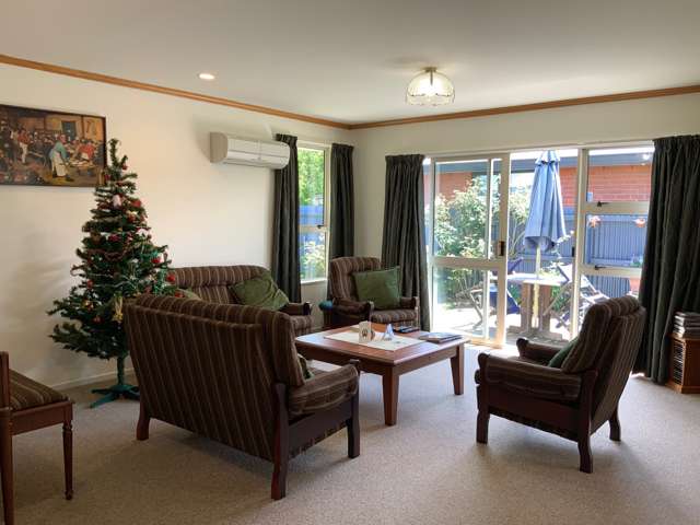 2/378 Burnett Street Ashburton_4