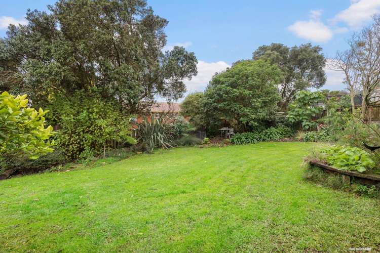 28 Exminster Street Blockhouse Bay_5