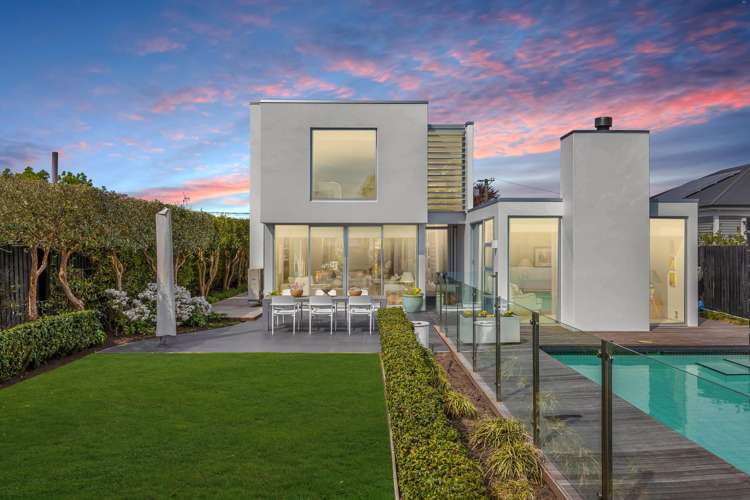 9 Poynder Avenue Merivale_25