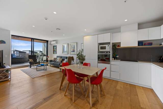 MODERN LIVING MORNING SUN PRIME LOCATION