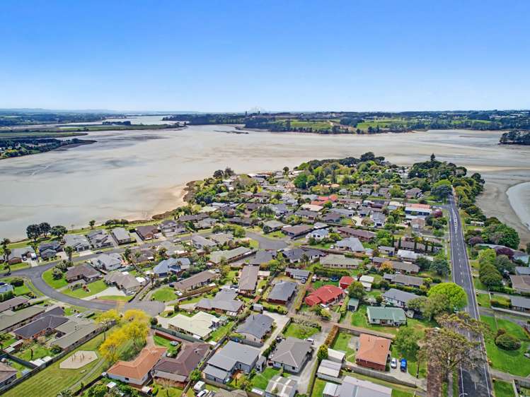 94 Sandspit Road Waiuku_23