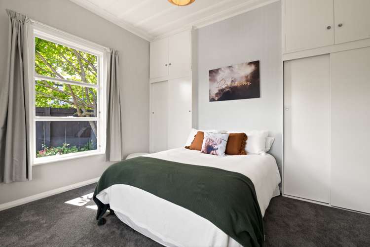 1 Benfell Street Green Island_13