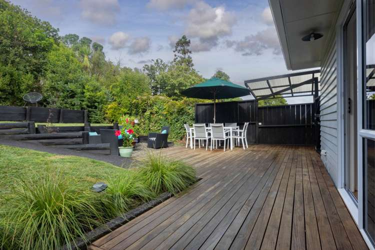 10 Ragley Street Titirangi_13