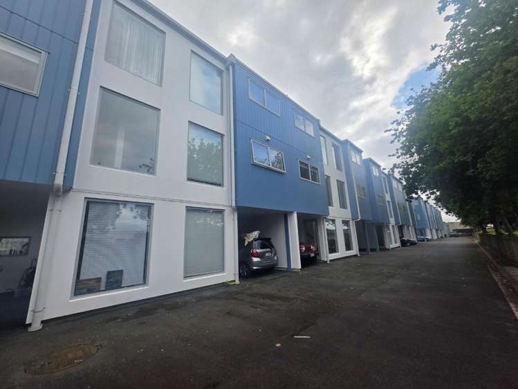 47/31 Reynolds Place 1131_11